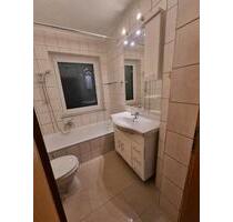 Gepflegte 2 ZKB-Wohnung ab SOFORT inkl. Einbauküche zu vermieten - Bielefeld Heepen