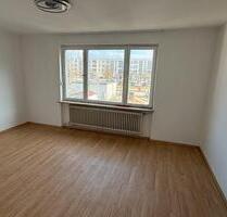 3 Zimmer Wohnung zu vermieten - 2.500,00 EUR Kaltmiete, ca. 88,00 m² in München (PLZ: 81827) Trudering-Riem 3 Zimmer Wohnung zu vermieten - 2.500,00 EUR Kaltmiete, ca. 88,00 m² in München (PLZ: 81827) Trudering-Riem