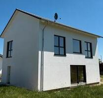 NeubauErstbezug Einfamilienhaus 5-Zimmer, Waldrandlage Bobingen - Augsburg Innenstadt