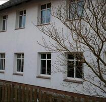 Kleine, gemütliche 1-Rraumwohnung mit Einbauküche & Wannenbad - Eggesin