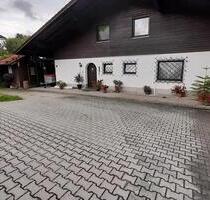 Mehrfamilienhaus in Lohberg - 850.000,00&nbsp;EUR Kaufpreis, ca.&nbsp; 310,00&nbsp;m&sup2; in Lohberg (PLZ: 93470)
