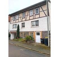 1 bis 2 Familienhaus in 36318 Schwalmtal ( Hessen )