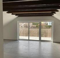 Großraum DG-Wohnung (teilbar) - 680,00&nbsp;EUR Kaltmiete, ca.&nbsp; 73,75&nbsp;m&sup2; in Tauberbischofsheim (PLZ: 97941)