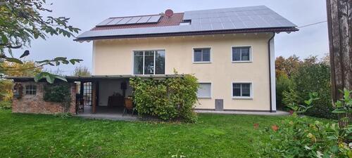 Foto - Einfamilienhaus mit Galerie Doppelgarage & großem Grundstück