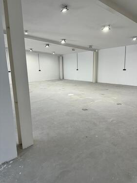 Foto - Gewerbefläche mit Büro und Außenanlage in Bielefeld Mitte zu vermieten