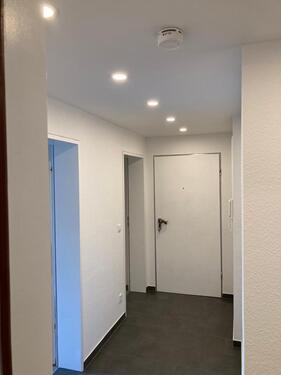 Foto - Moderne 3-Zimmer-Wohnung mit Balkon, Garage