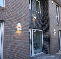 Neubau- Erdgeschosswohnung mit drei Zimmern in zentraler Lage von Esens