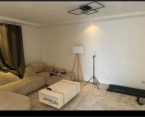 Foto - Gepflegte 2_Zimmer Wohnung - 900,00&nbsp;EUR Kaltmiete, ca.&nbsp; 65,00&nbsp;m&sup2;