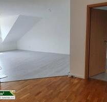 Gemütliche Dachgeschosswohung in zentraler Lage von Solingen- Wald