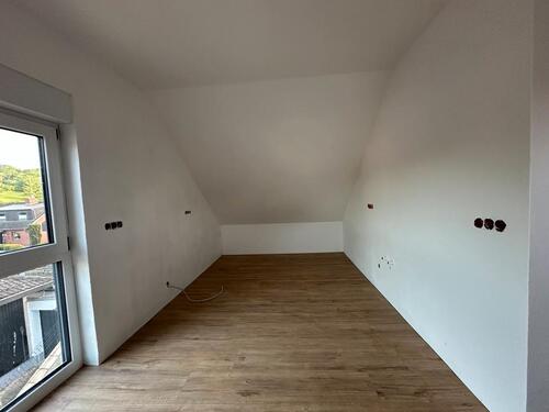Foto - Erstbezug Ausbau Dachgeschosswohnung