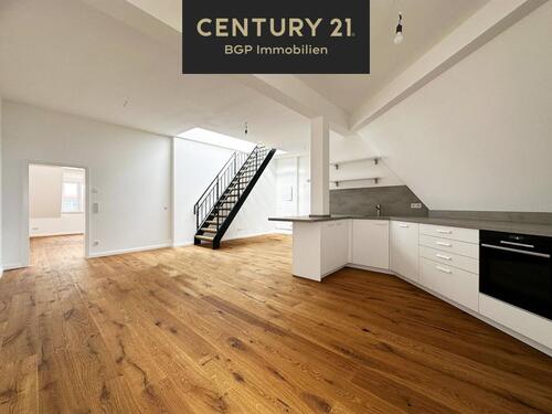 Foto - Zwei-Zimmer-Wohnung mit Balkon - DG li.