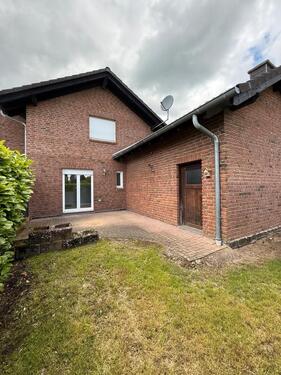 Foto - 5 Zimmer Doppelhaushälfte in Nauroth