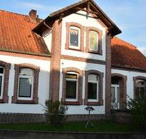Schönes Mehrfamilienhaus in Dorflage als Anlageobjekt - Oetzen