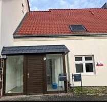 Gewerbeeinheit: Büro, Praxis Teilbar - Isernhagen