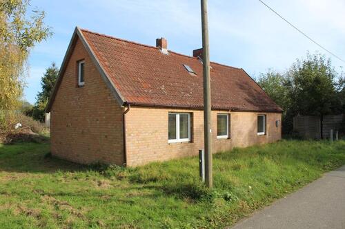 Foto - Einfamilienhaus - 60.000,00&nbsp;EUR Kaufpreis, ca.&nbsp; 60,00&nbsp;m&sup2;