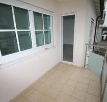 Stilvoll sanierte 2-Zimmer-Wohnung mit Fußbodenheizung und Balkon - Mörfelden-Walldorf