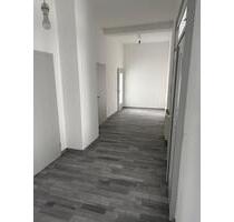 Großzügige 4 Raum Wohnung - 795,00 EUR Kaltmiete, in Zwickau (PLZ: 08058) Zwickau-Nord