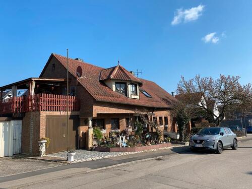 Foto - Doppelhaushälfte mit Garten, Terrasse und Balkon in 71093 Weil