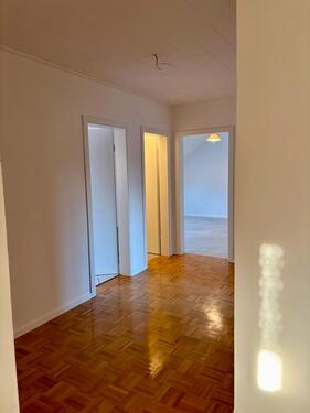 Foto - 4 Zimmer Dachgeschoßwohnung zur Miete in Erwitte