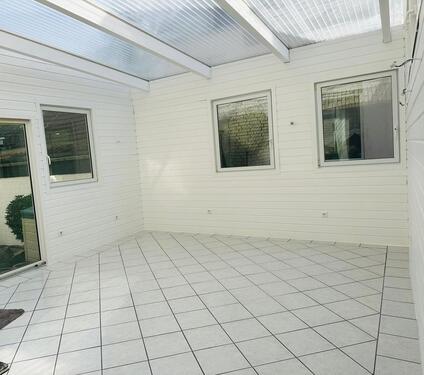 Foto - Helle EG Wohnung, Wintergarten & eigener Gartenteil - saniert