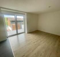 Stufenlose 1-Zimmer Erdgeschoss Wohnung mit Küche, Balkon - Osburg