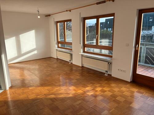 Foto - Renovierte 3-Zimmer-Wohnung mit Balkon Nähe Bosch & Hochschule