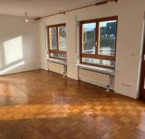 Renovierte 3-Zimmer-Wohnung mit Balkon Nähe Bosch & Hochschule - Reutlingen