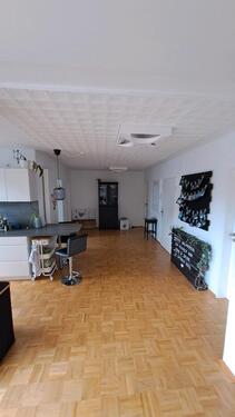Foto - 4 Zimmer Wohnung mit 2 Bädern - 1.350,00 EUR Kaltmiete,