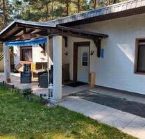 Schöner sonniger Bungalow Ferienhaus in Alt Schadow am See - Märkische Heide
