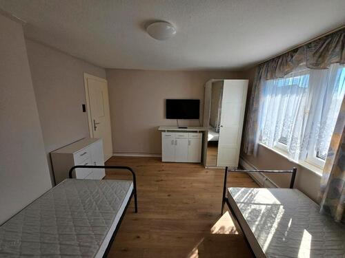 Foto - Möbliertes Zimmer Monteurszimmer Zimmerfrei
