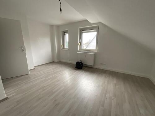 Foto - 2-Zimmer-Dachgeschoss-Wohnung mit Tageslichtbad!