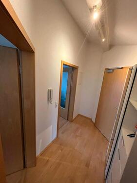 Foto - Untervermietung 2 Zi Wohnung Möbliert