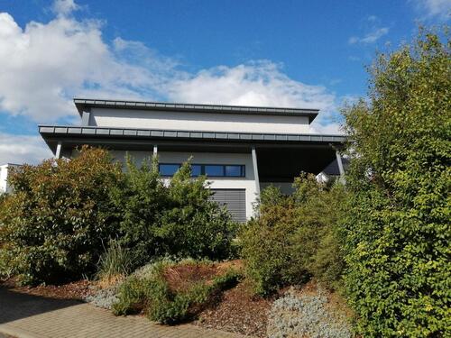 Foto - Innovatives Design in Ortsrandlage