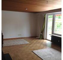 Biete schöne 3-Zimmerwohnung in Malente-Krummsee an.