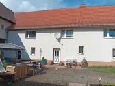 Foto - Vierseiten Hof Renovierung und Sanierung bedürftig