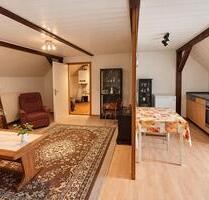 Gemütliche Dachgeschosswohnung möbliert mit 2 Zimmern - Ebersbach