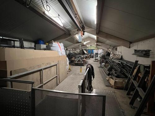 Foto - Lagerfläche 121 qm - 600,00 EUR Kaltmiete, ca.  121,00 m²