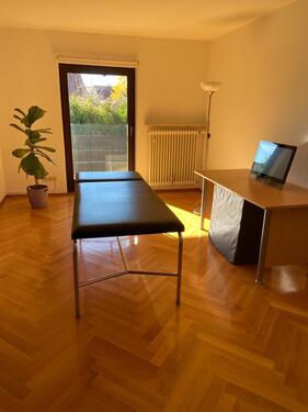 Foto - Praxisraum - 945,00 EUR Kaltmiete,