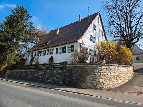 Foto - Denkmalgeschütztes Wohnhaus - 900,00&nbsp;EUR Kaltmiete, ca.&nbsp; 250,00&nbsp;m&sup2;