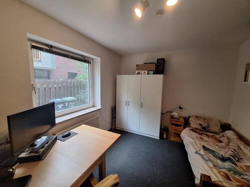 Foto - Helles WG-Zimmer in Uninähe - all-inclusive, 16qm