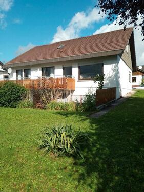 Foto - 1 Familienfertigĥaus mit Elw und Doppelgarage