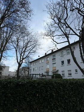 Foto - Helle, neu sanierte 1,5-Zimmer-Wohnung in Frankfurt-Unterliederbach