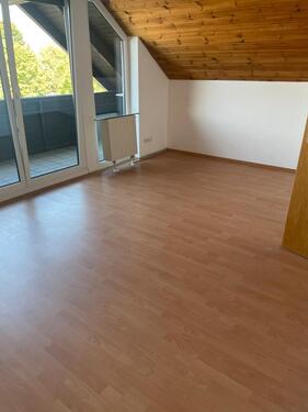 Foto - Helle 3-Zi-DG Wohnung in Allersberg