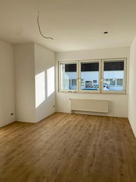 Foto - Geräumige 3,5-Zimmerwohnung in sehr gepflegter Wohnanlage