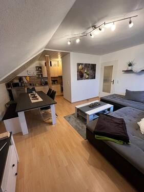 Foto - Ruhig gelegene Zwei Zimmer-Dachgeschosswohnung 65 qm²