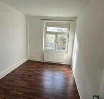 helle und geräumige Altbauwohnung in Oberhausen