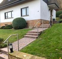 Gepflegtes Zweifamilienhaus in naturnaher Lage in Vlotho