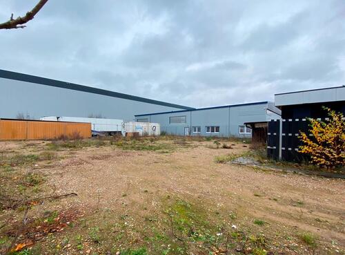 Foto - Abstellfläche im Gewerbegebiet Luhdorf