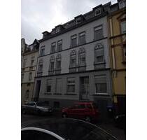 Denkmalgeschützte Altbauwohnung mit 5,5 Zimmern, Balkon & Kaminofen – ca. 125 m² - Wuppertal Gemarkung Langerfeld