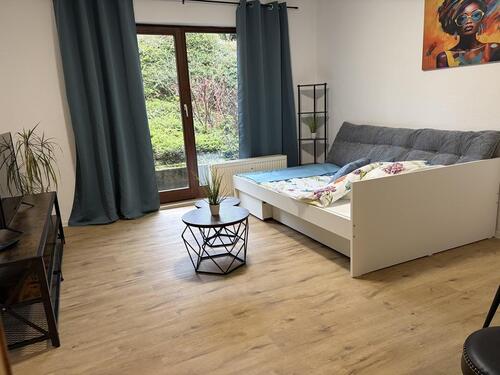 Foto - Frisch renoviertes, voll möbliertes Apartment mit Terrasse & neuer Küche